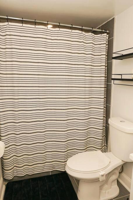 1 Bed 1 Bath Suite Washington Extérieur photo